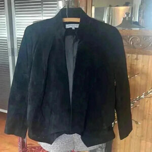 Pamela, McCoy, 100% genuine, leather blazer. Size medium.